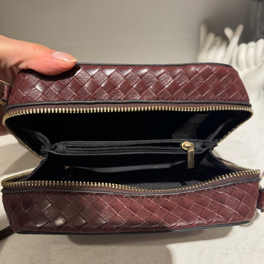 Brown Woven Crossbody Bag - Picture 11 of 16